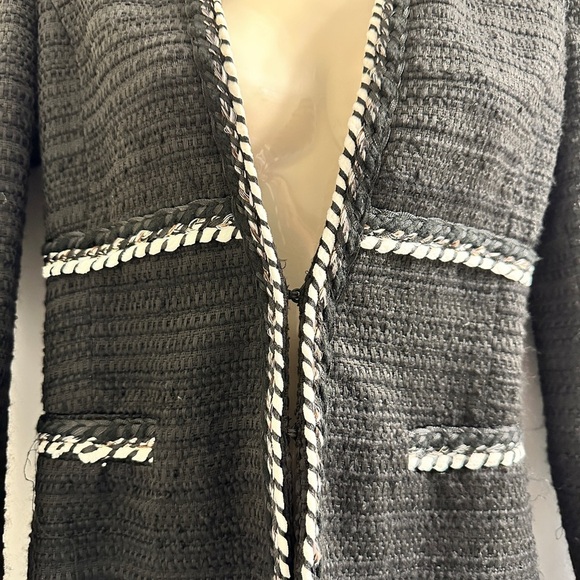 ZARA Popular Black Textured Tweed Classic Blazer Women’s - Picture 3 of 15